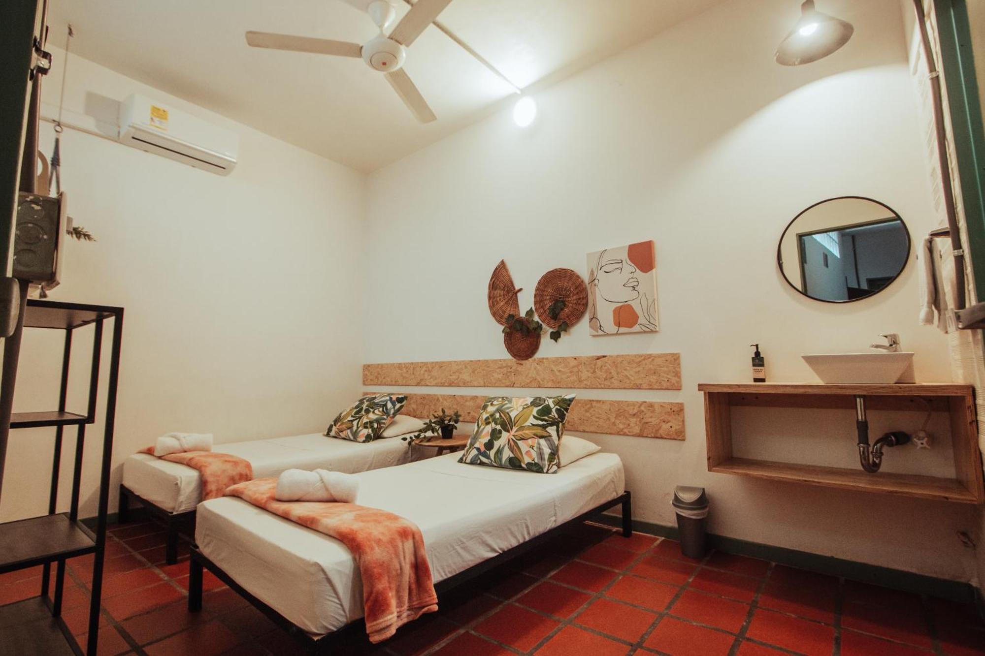 Centro Hostel เมเดยิน ภายนอก รูปภาพ